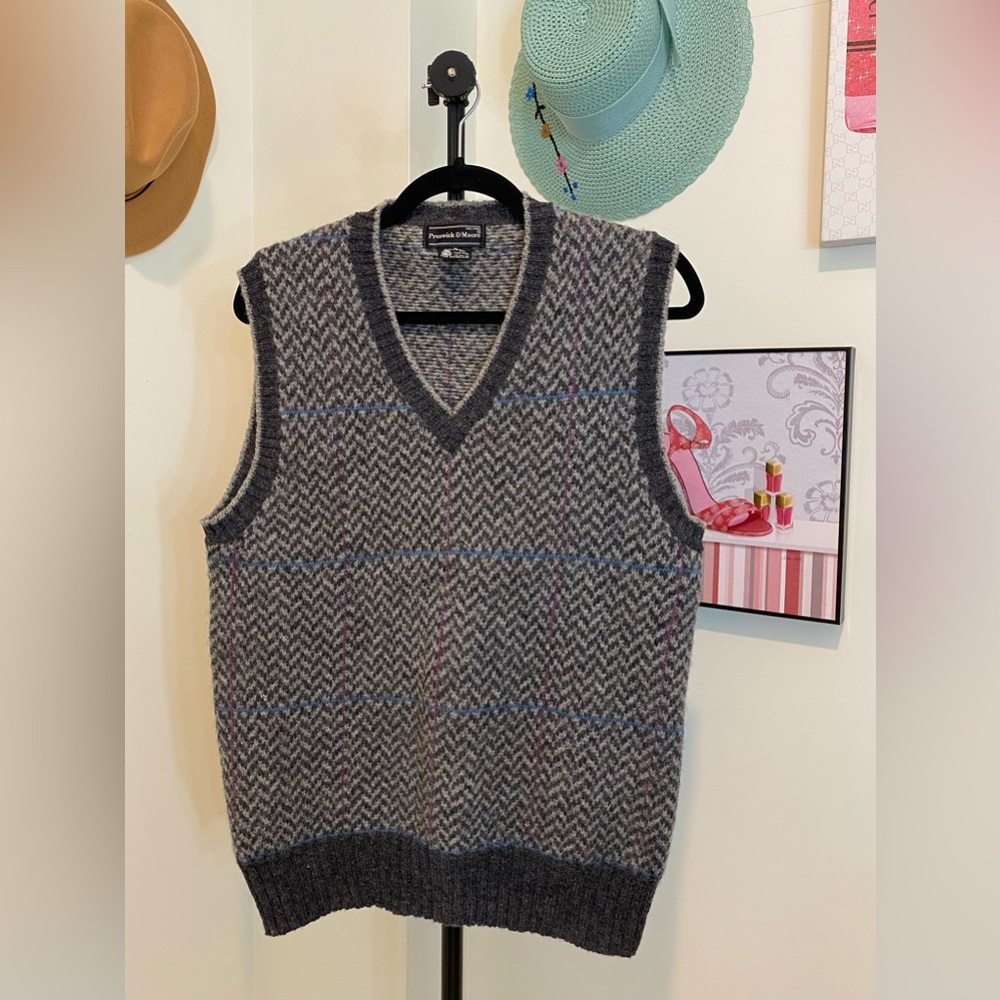 Wool Men's Gray Sweater Vest